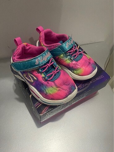 Skechers 22 numara
