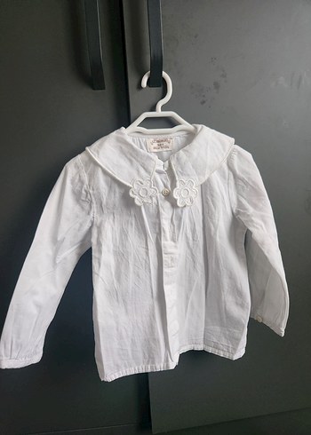 Nakışlı Beyaz Kız Çocuk Gömlek - Görsel 4