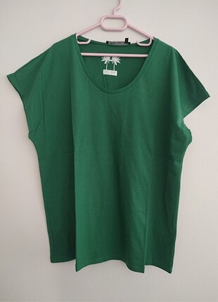 Yeşil tişört