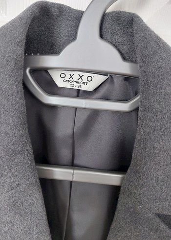 Gri Kadın Yün Kumaş Düğmeli Crop Blazer - Görsel 3