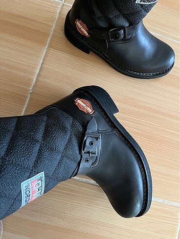 38 Beden siyah Renk Harley davidson bot