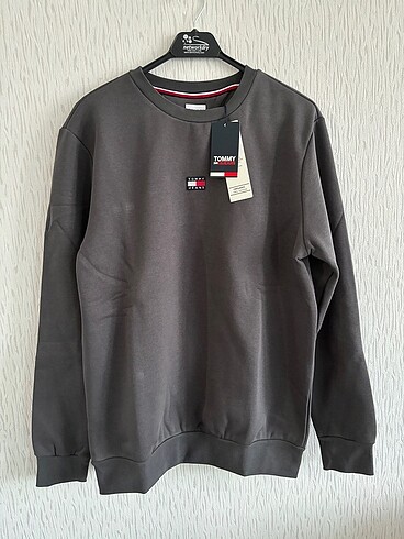 Tommy Hilfiger sweatshirt