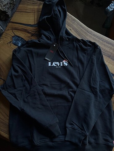 Levis sweatshirt