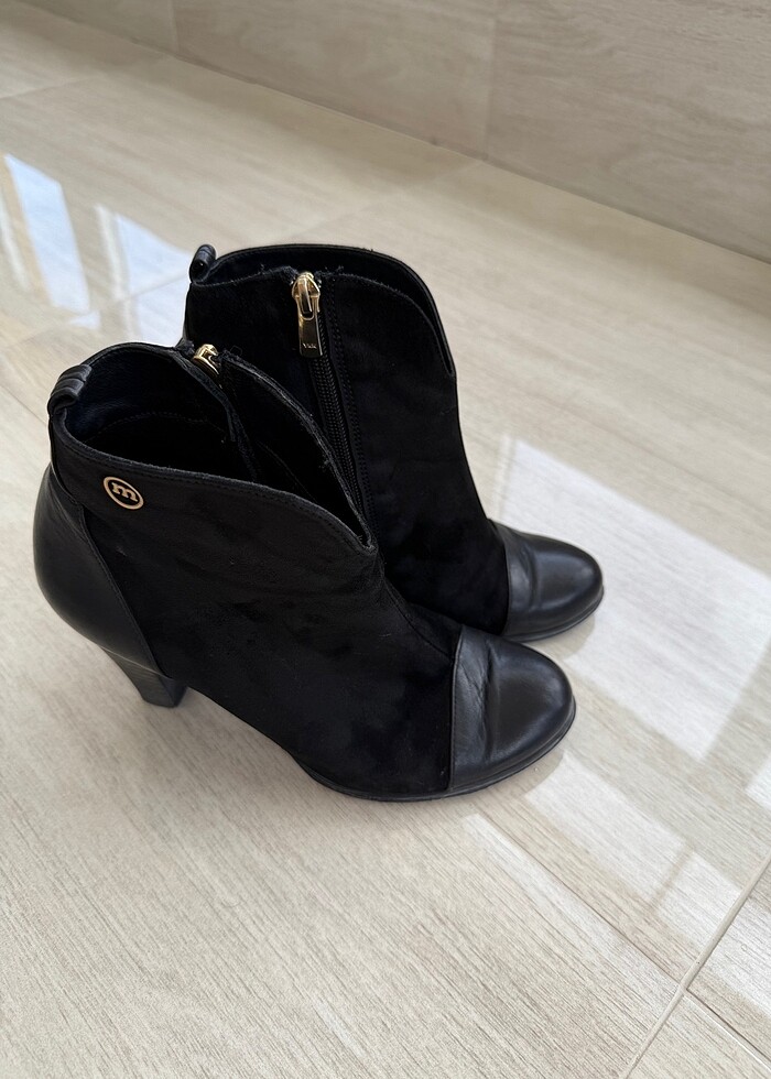 Topuklu çok şık nubuk ve deri geçişli bot - Görsel 2