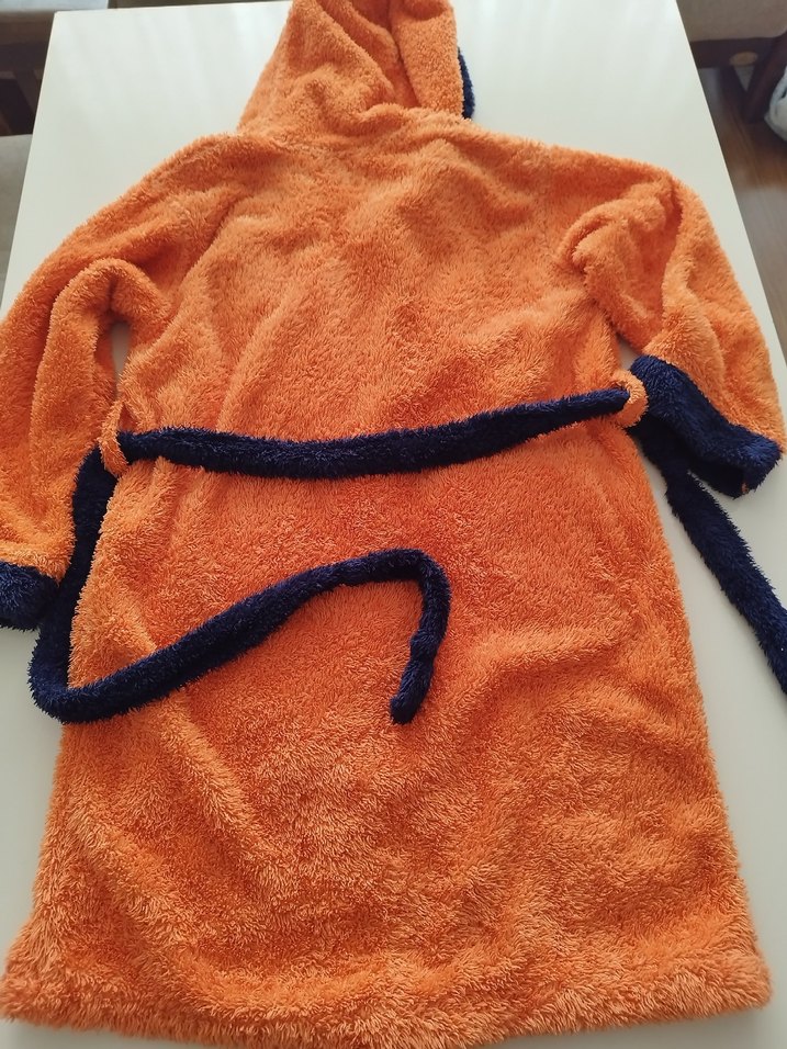 Kapüşonlu Turuncu Nakışlı Erkek Bornoz - Görsel 3