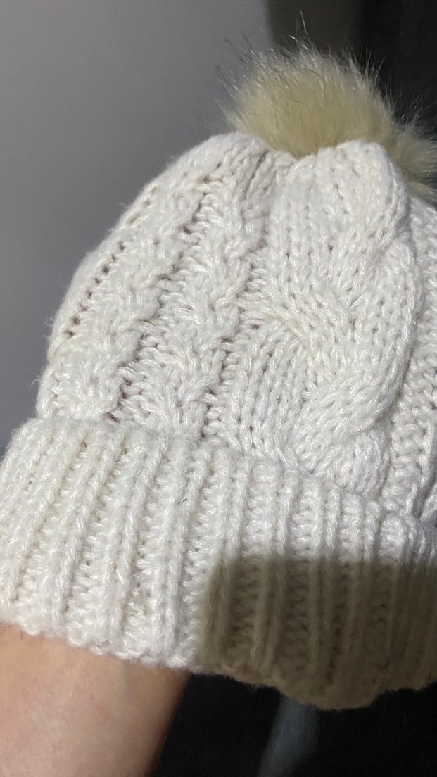 Beyaz Örgü Kadın Bere Ponponlu - Görsel 2