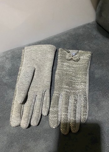 Gri Örgü Kadın Eldiveni - Görsel 2