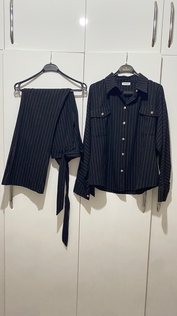 Kadın Siyah Çizgili Kuşaklı takım - Görsel 2