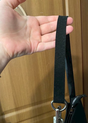 Zincir Detaylı Siyah Deri Kadın Çanta - Görsel 2