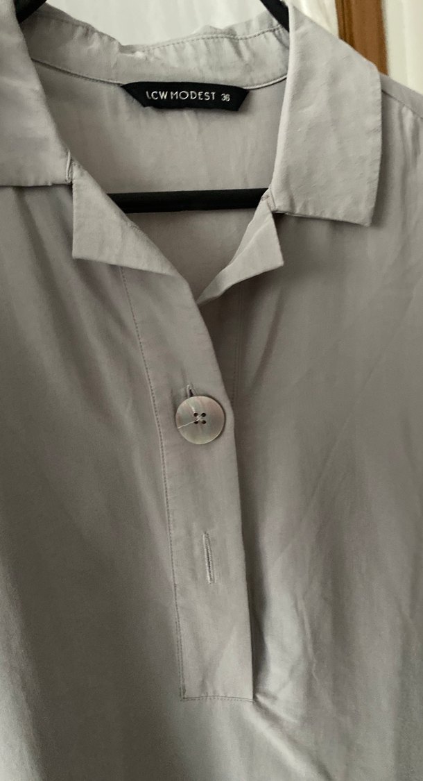 Gri Düğmeli Keten Kadın Gömlek - Görsel 3