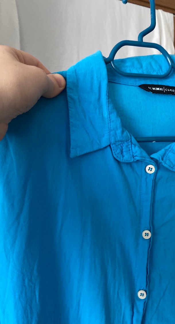 Düğmeli Mavi Keten Kadın Gömlek - Görsel 3