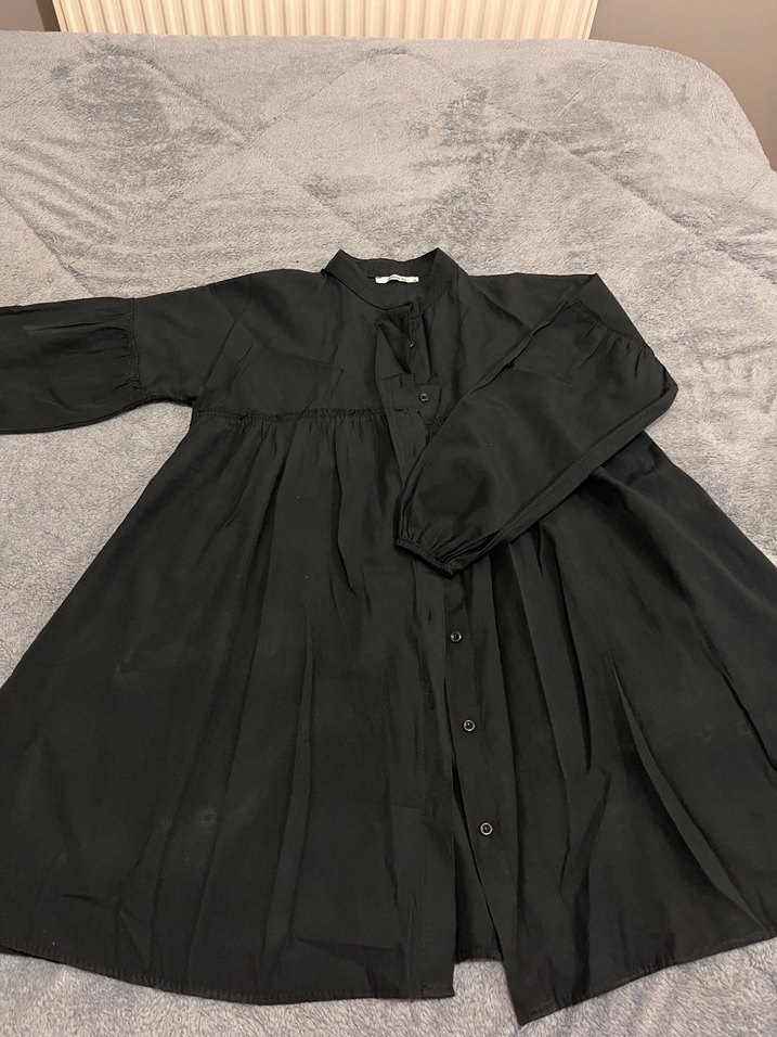 Siyah Düğmeli Uzun Keten gömlek - Görsel 2