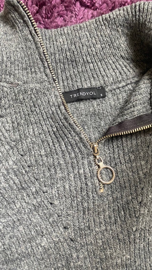Gri Yarım Fermuarlı Örgü Kadın Kazak - Görsel 3