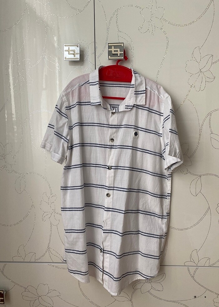 Erkek çocuk kısa kollu gömlek pantolon ikiside 1 sefer giyinildi - Görsel 2