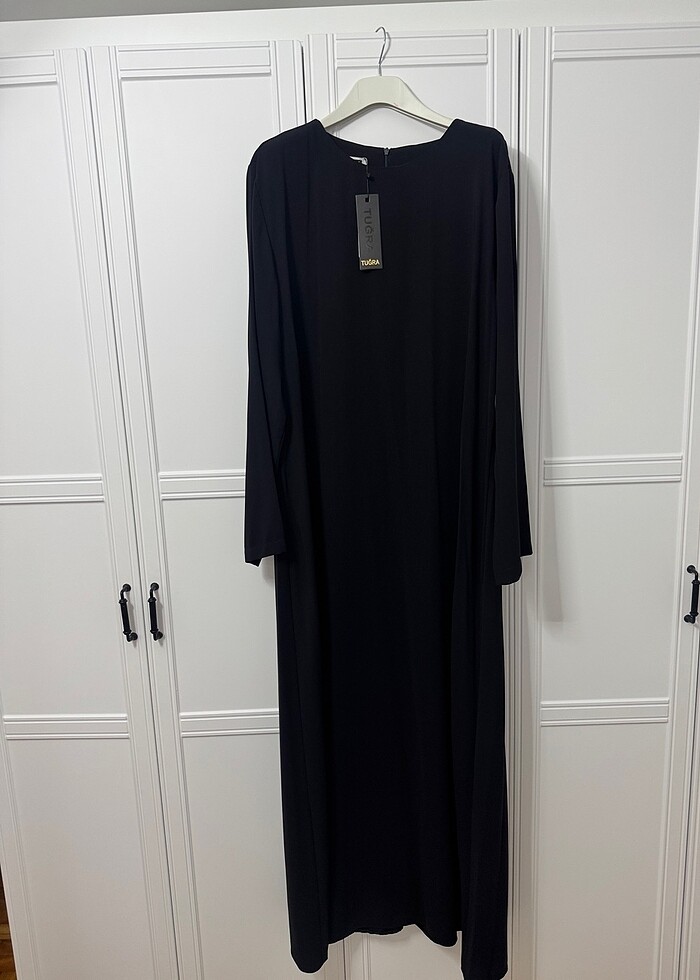 İç elbiseli işlemeli abaya - Görsel 3