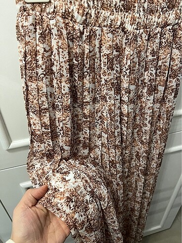 H&M Pilise etek