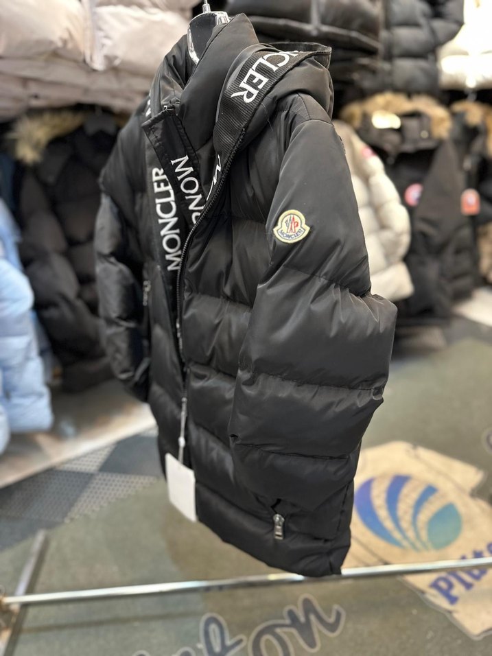 Moncler Siyah Fermuarlı Erkek Kısa Mont - Görsel 2