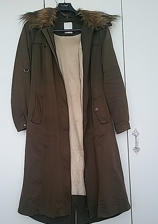 42 beden.ama 40 bedene de uygun haki renk parka