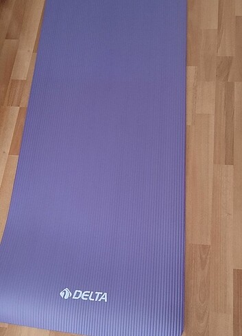 Delta yoga matı