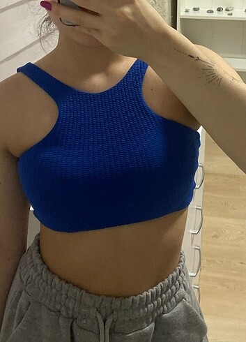 Zara crop