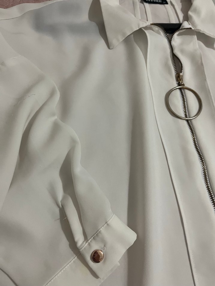 Zincir Detaylı Beyaz Midi Kadın Gömlek - Görsel 4