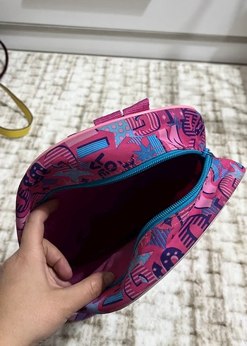 Winx Club Temalı Çocuk Sırt Çantası - Görsel 4