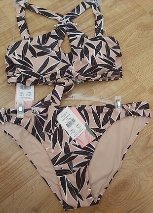 Penti bikini 