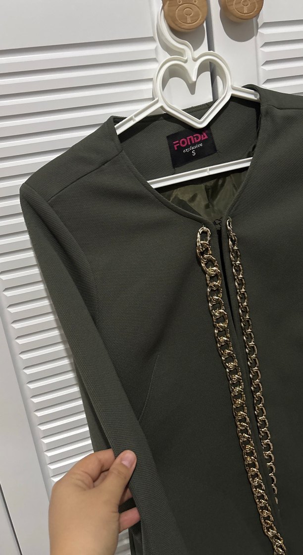 Zincir Detaylı yeşil Uzun Kadın blazer - Görsel 3