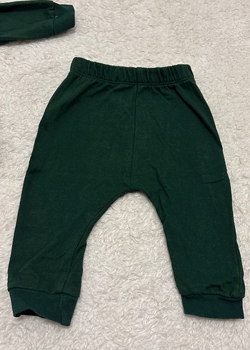 Erkek Bebek Koyu Yeşil Triko Takım - Görsel 3