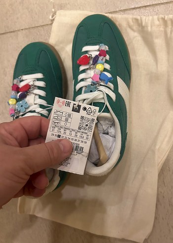 Zara Renkli Ayakkabı Bağcıkları