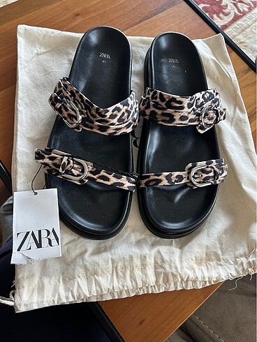Zara Tokalı terlik