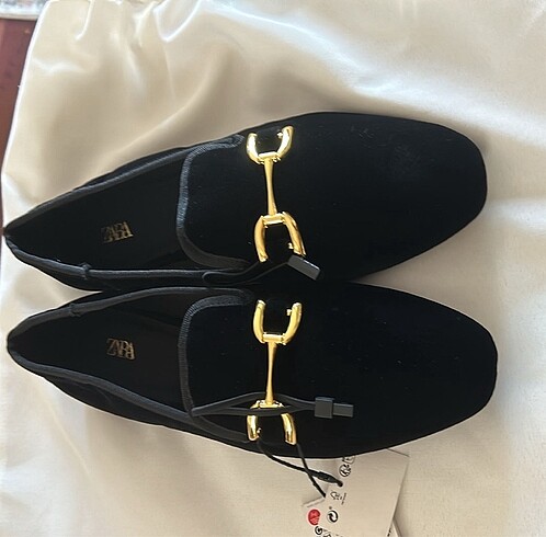 Zara Kadife makosen