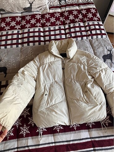 Bershka şişme mont