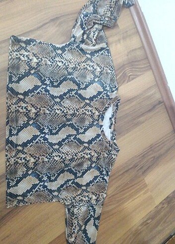 Yılan desen krop  - Görsel 3