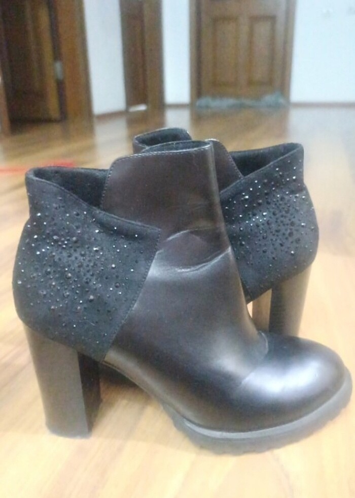 Ürünü iki kere giydim sıfır gibi fotoğraflardanda belli flodan a - Görsel 4