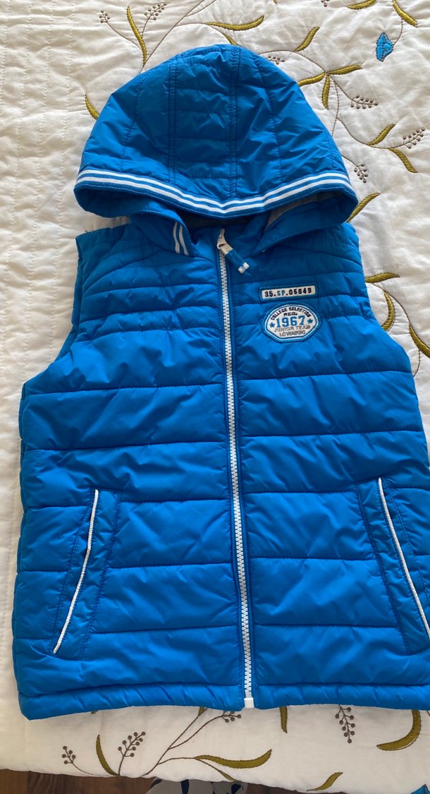 Erkek Çocuk Kapüşonlu Mavi Şişme Yelek - Görsel 3