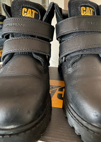 CAT Siyah Deri Su geçirmez Çocuk Botu. - Görsel 8