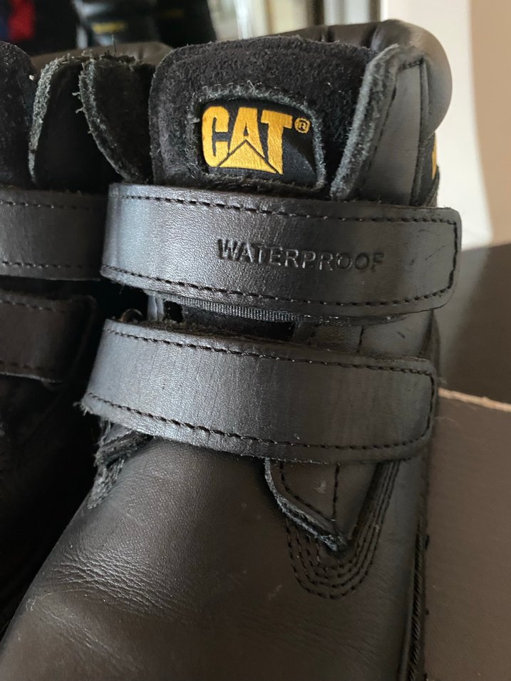 CAT Siyah Deri Su geçirmez Çocuk Botu. - Görsel 3