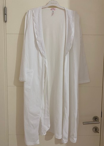 Uzun Kollu sabahlık. Nakışlı Lohusa Gecelik Takım - Görsel 4