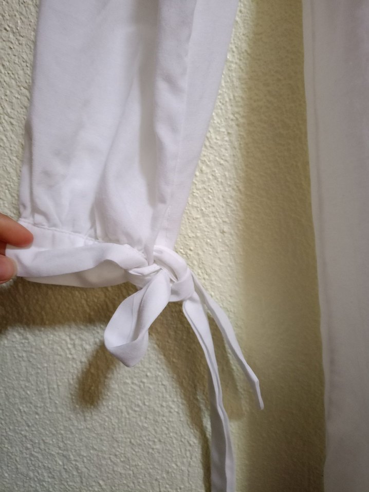 Beyaz Keten Mini Gömlek - Görsel 3