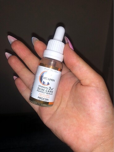 C vitaminli nemlendirici serum