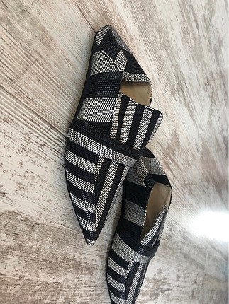 Zara Basic