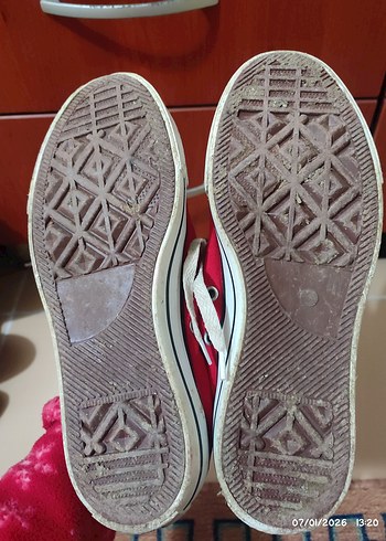 Kırmızı Converse Kadın Sneakers - Görsel 4