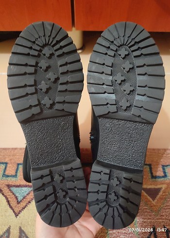 sıfır ürün hiç giyilmedi kadın postal bot - Görsel 4