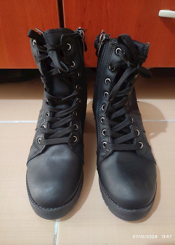 sıfır ürün hiç giyilmedi kadın postal bot - Görsel 2