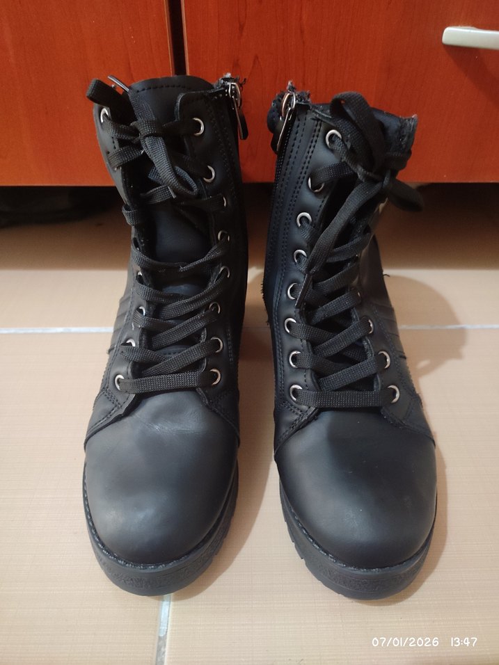 sıfır ürün hiç giyilmedi kadın postal bot - Görsel 2