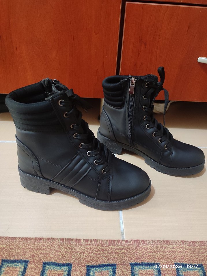 sıfır ürün hiç giyilmedi kadın postal bot - Görsel 3