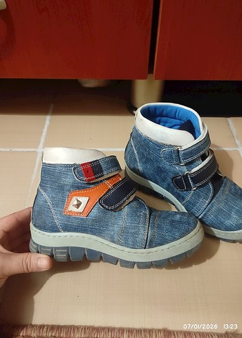 Kot görünümlü cırt cırtlı deri erkek çocuk botu - Görsel 2