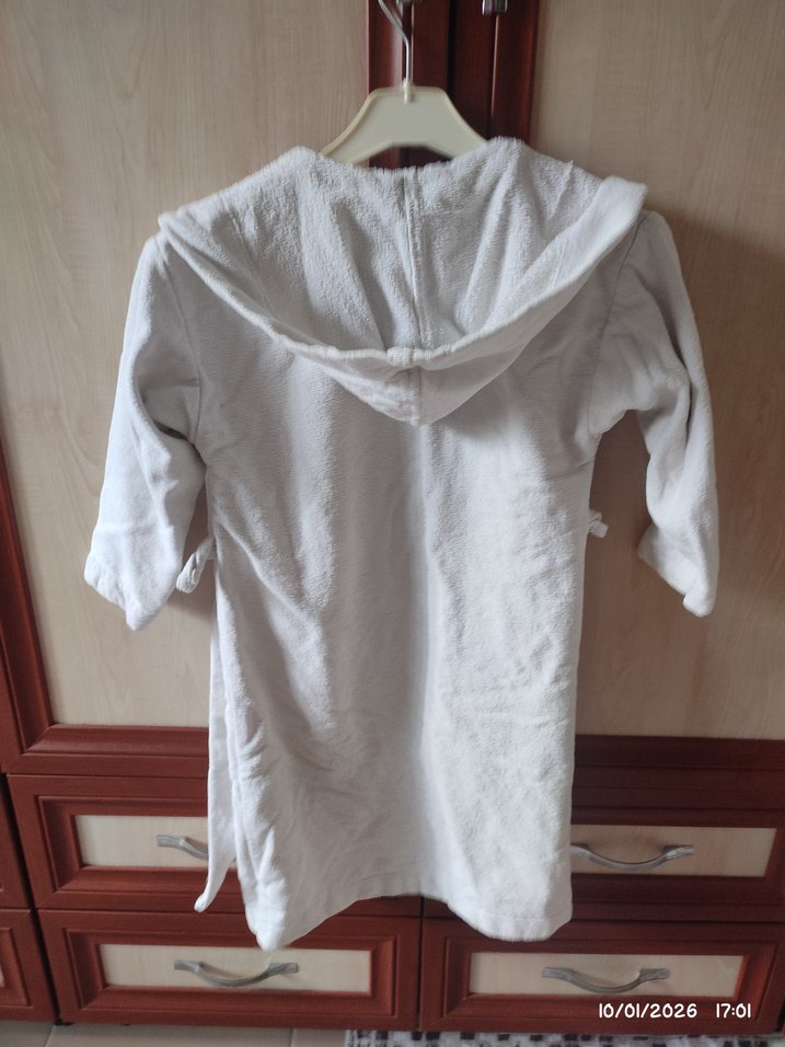 Kapüşonlu Beyaz Çocuk Bornoz - Görsel 3