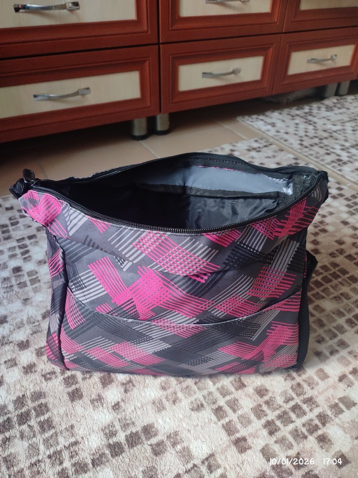 Kadın Spor Çantası Pembe Gri Desenli Fermuarlı - Görsel 2